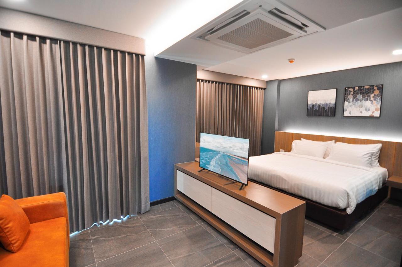 The S Block Condotel Ban Si Than Buitenkant foto
